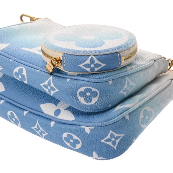 LOUIS VUITTON Monogram Multi Pochette Accessoires - Picture 6 of 14
